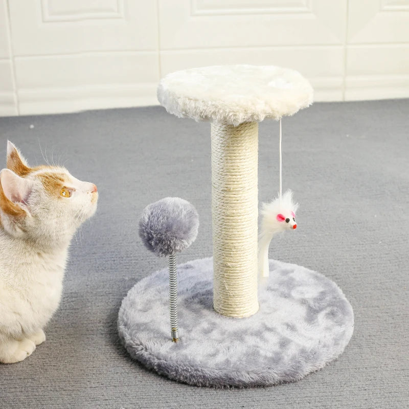 arbre a chat design balle et souris