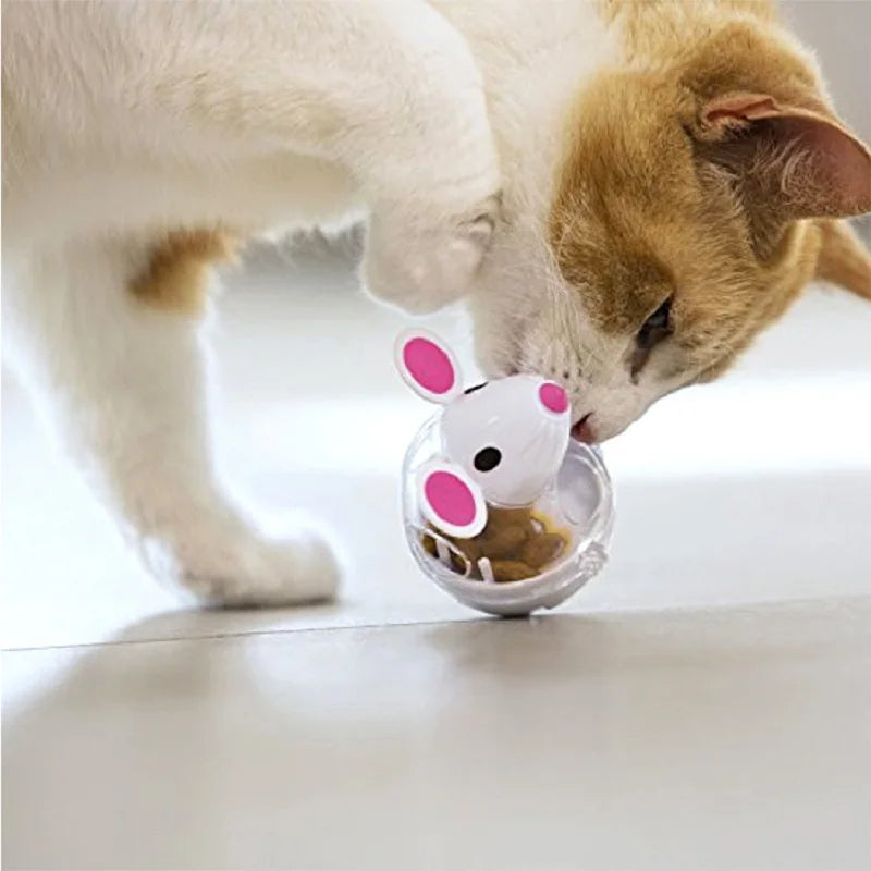 distributeur croquette chat joue