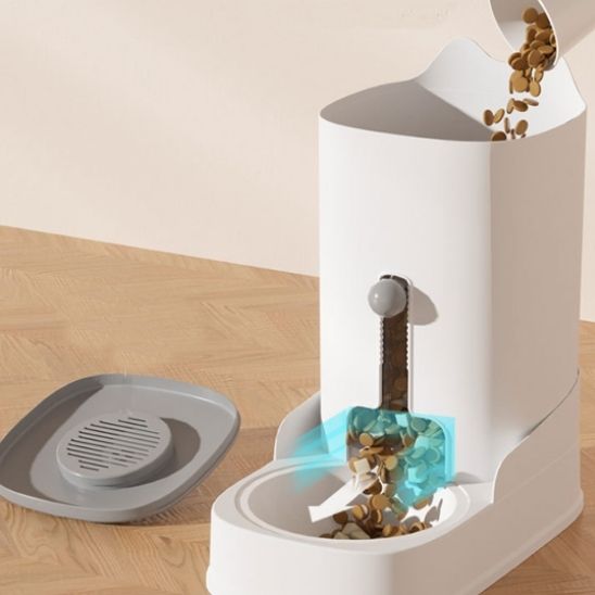 Distributeur de croquettes chat interactif | Trappe